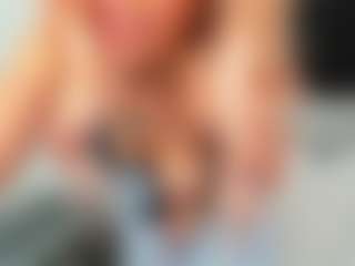 bella-sweeet's Live Sex Cam Show