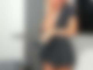 bella-sweeet's Live Sex Cam Show