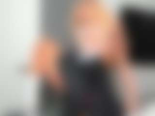 bella-sweeet's Live Sex Cam Show