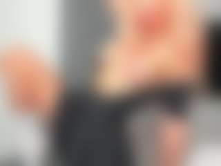 bella-sweeet's Live Sex Cam Show