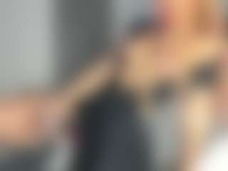 bella-sweeet's Live Sex Cam Show