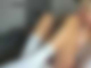 Live cam show with bella-sweeet - Control on Camsoda
