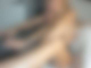 bella-sweeet's Live Sex Cam Show