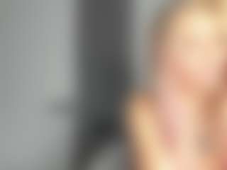 bella-sweeet's Live Sex Cam Show