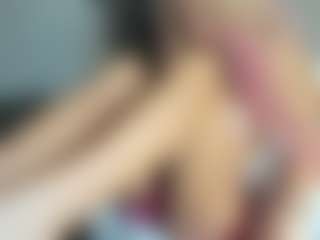bella-sweeet's Live Sex Cam Show