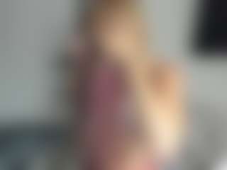 bella-sweeet's Live Sex Cam Show