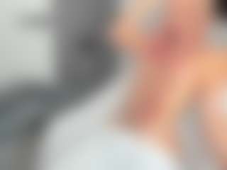 bella-sweeet's Live Sex Cam Show
