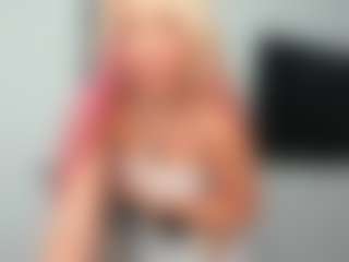 bella-sweeet's Live Sex Cam Show