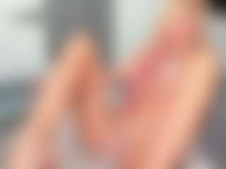 bella-sweeet's Live Sex Cam Show