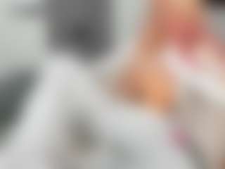 bella-sweeet's Live Sex Cam Show