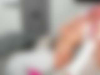 bella-sweeet's Live Sex Cam Show