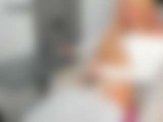 bella-sweeet's Live Sex Cam Show