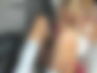 bella-sweeet's Live Sex Cam Show