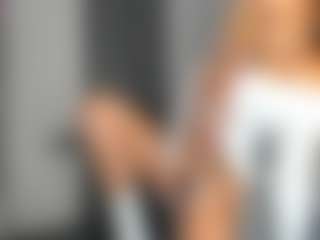 bella-sweeet's Live Sex Cam Show