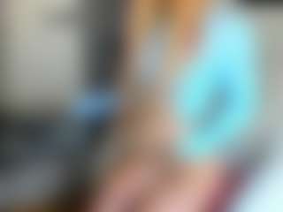 bella-sweeet's Live Sex Cam Show