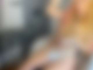 bella-sweeet's Live Sex Cam Show