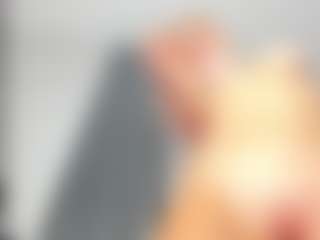 Live cam show with bella-sweeet - Tease on madthumbs