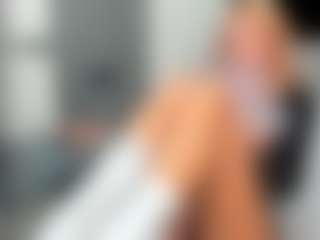 bella-sweeet's Live Sex Cam Show