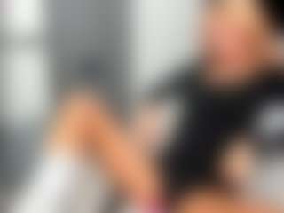 bella-sweeet's Live Sex Cam Show