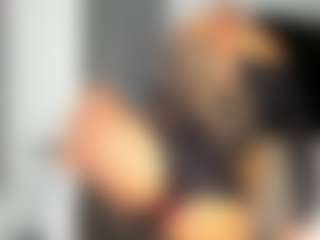 bella-sweeet's Live Sex Cam Show