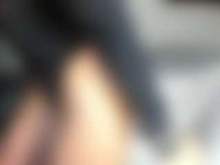 bella-sweeet's Live Sex Cam Show