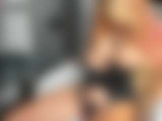 bella-sweeet's Live Sex Cam Show