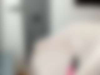 bella-sweeet's Live Sex Cam Show