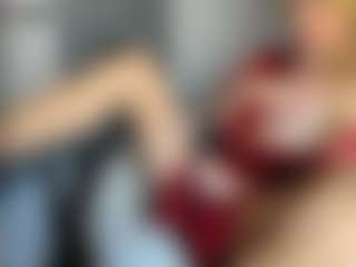 bella-sweeet's Live Sex Cam Show