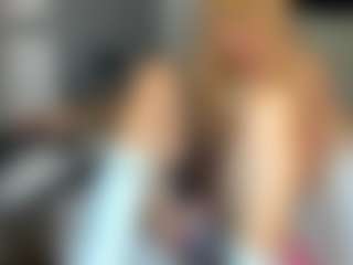 bella-sweeet's Live Sex Cam Show