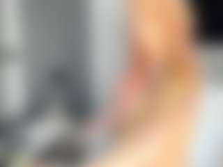 bella-sweeet's Live Sex Cam Show
