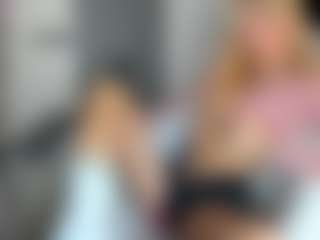 bella-sweeet's Live Sex Cam Show