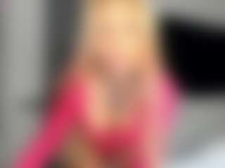 bella-sweeet's Live Sex Cam Show