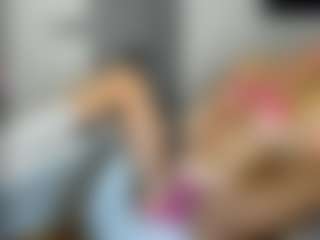 bella-sweeet's Live Sex Cam Show