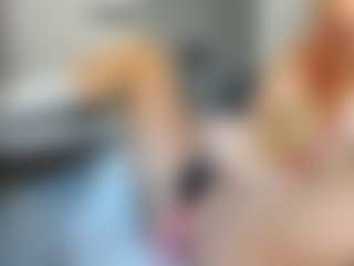 bella-sweeet's Live Sex Cam Show