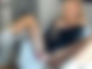 bella-sweeet's Live Sex Cam Show