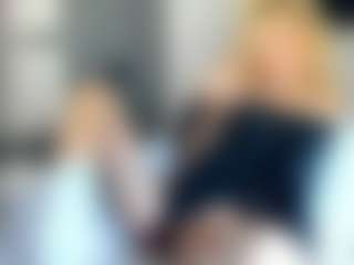 bella-sweeet's Live Sex Cam Show