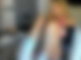 bella-sweeet's Live Sex Cam Show