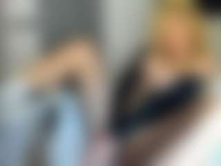 bella-sweeet's Live Sex Cam Show