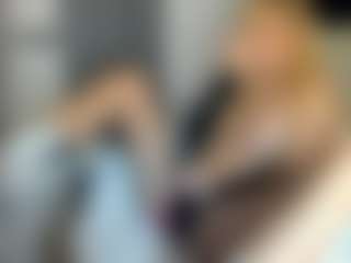 bella-sweeet's Live Sex Cam Show