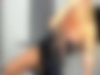 bella-sweeet's Live Sex Cam Show