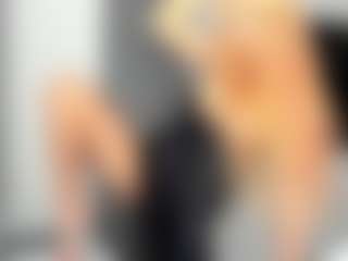bella-sweeet's Live Sex Cam Show