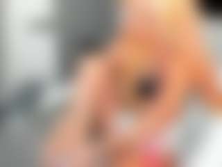 bella-sweeet's Live Sex Cam Show
