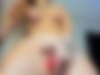Live cam show with bella-sweeet - Tease Blonde Hair on Camsoda