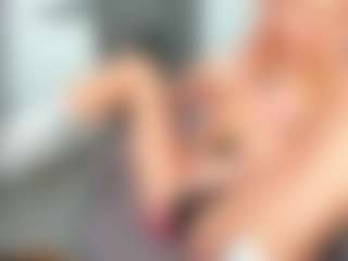 bella-sweeet's Live Sex Cam Show