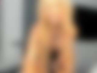 bella-sweeet's Live Sex Cam Show