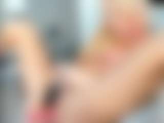 bella-sweeet's Live Sex Cam Show