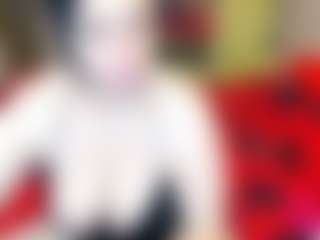MilfDomina69's Live Sex Cam Show