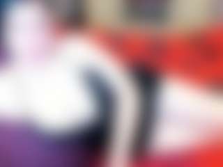Live cam show with MilfDomina69 - Latina on Camsoda