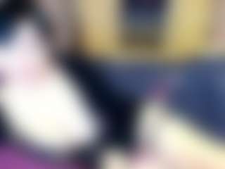 Live-Cam-Show mit MilfDomina69 - Genital Piercings auf Camsoda