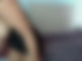 Live cam show with luiissa - Mature on live18s.com